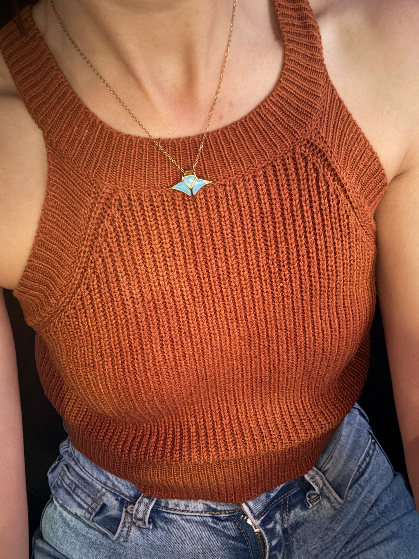 Blue manta ray necklace