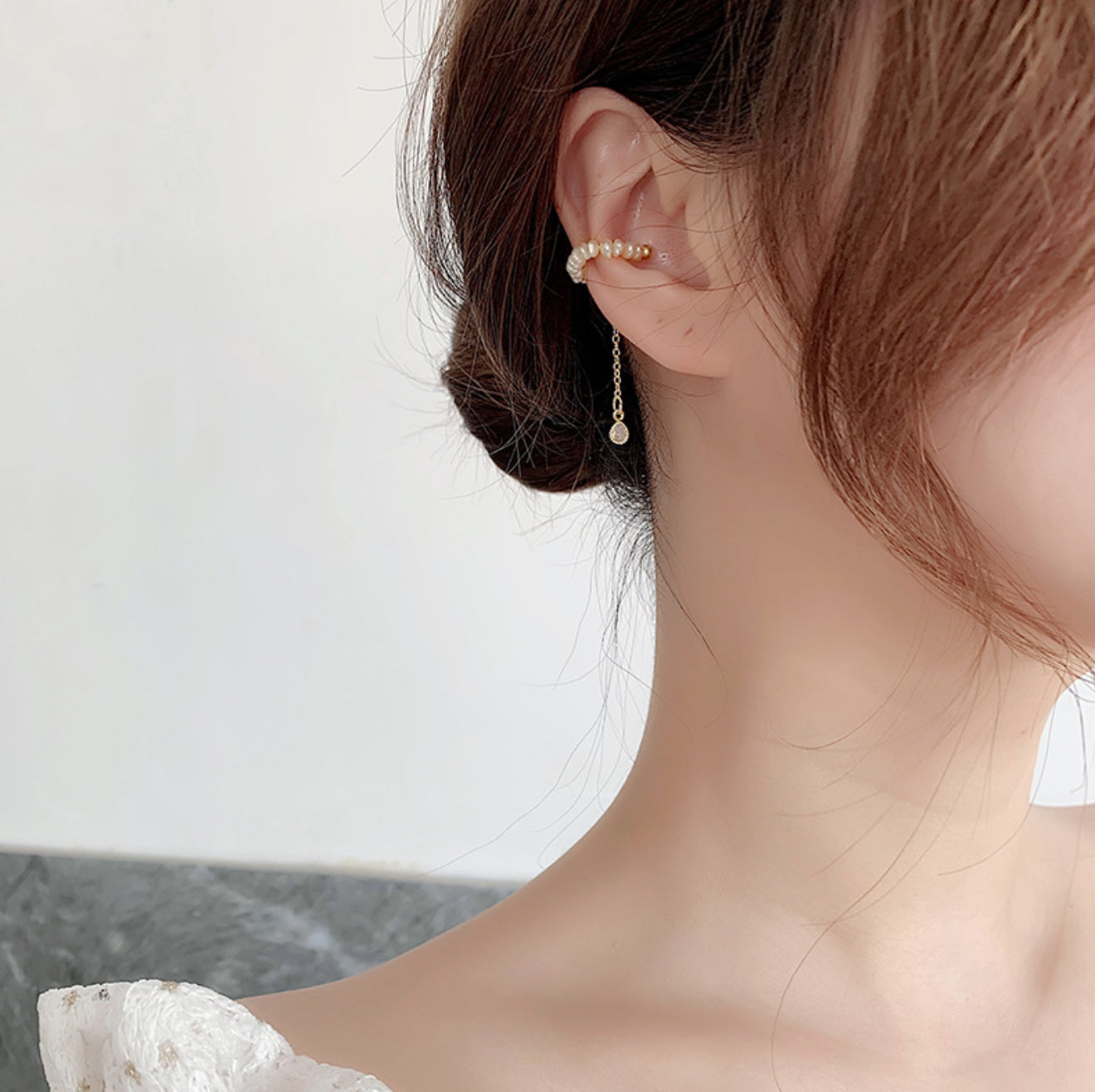 Freshwater pearl ear cuff