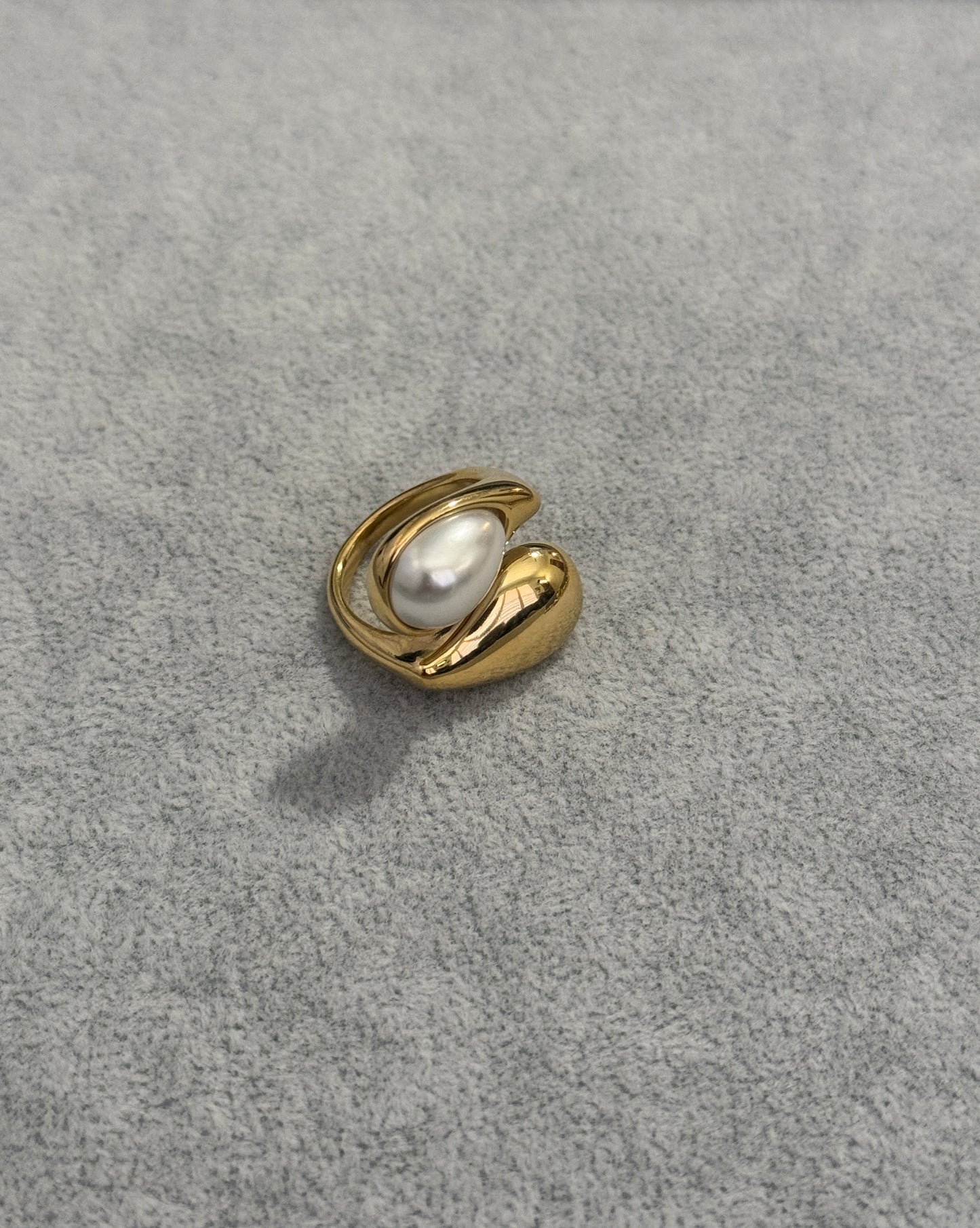 Pearl ring