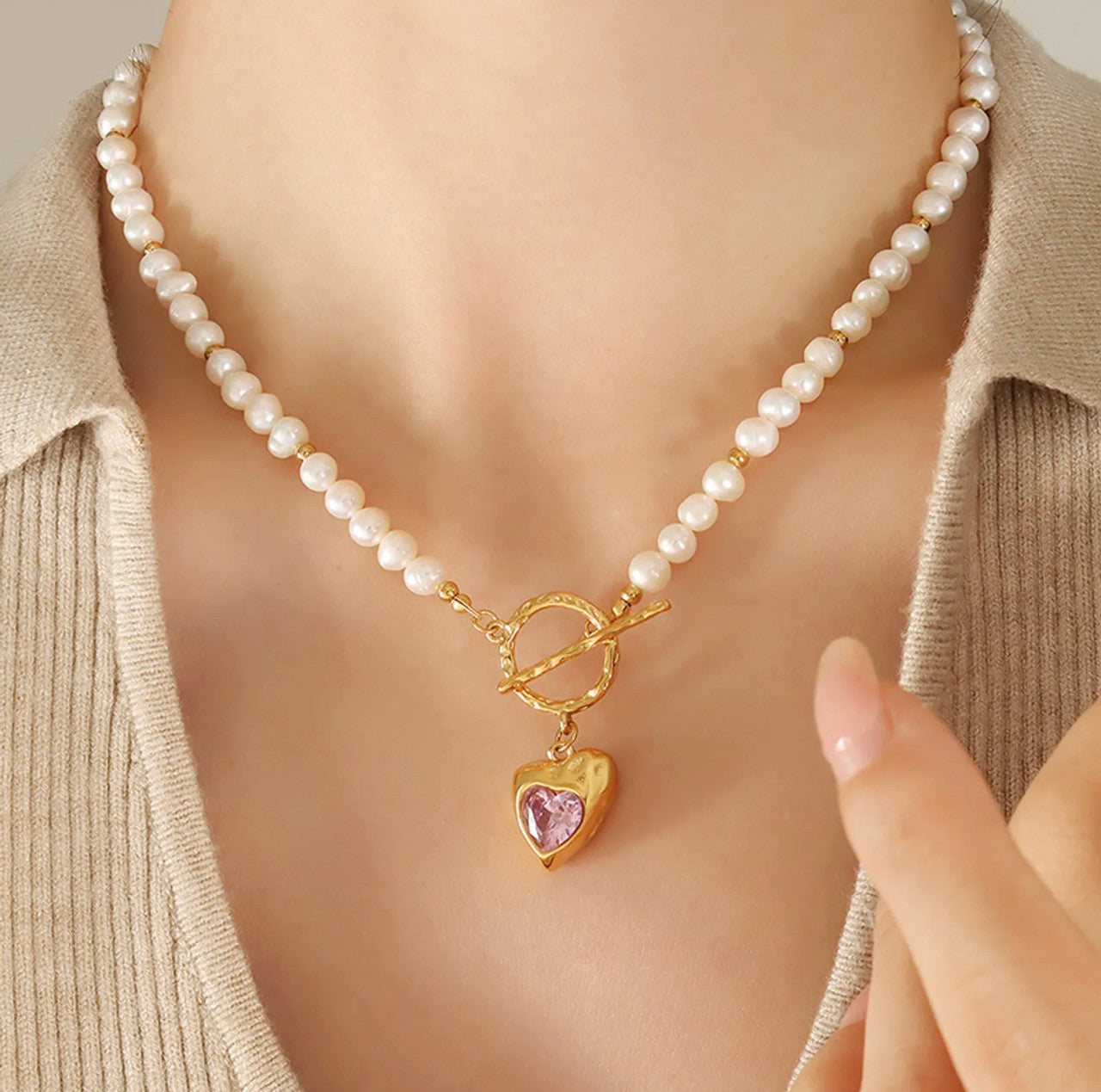 Vintage heart pearl necklace