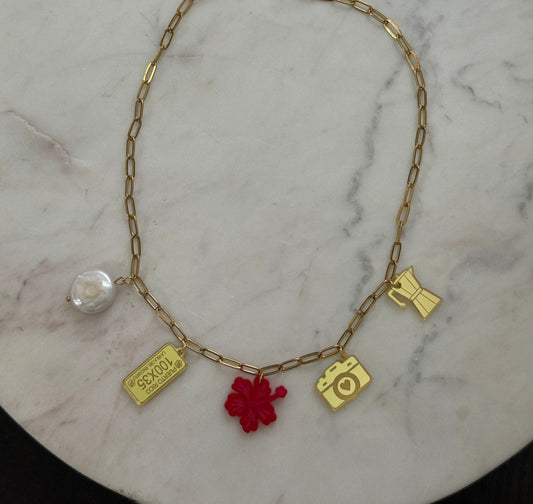 Soy boricua necklace