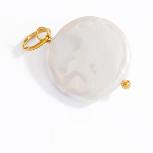 Pearl charm