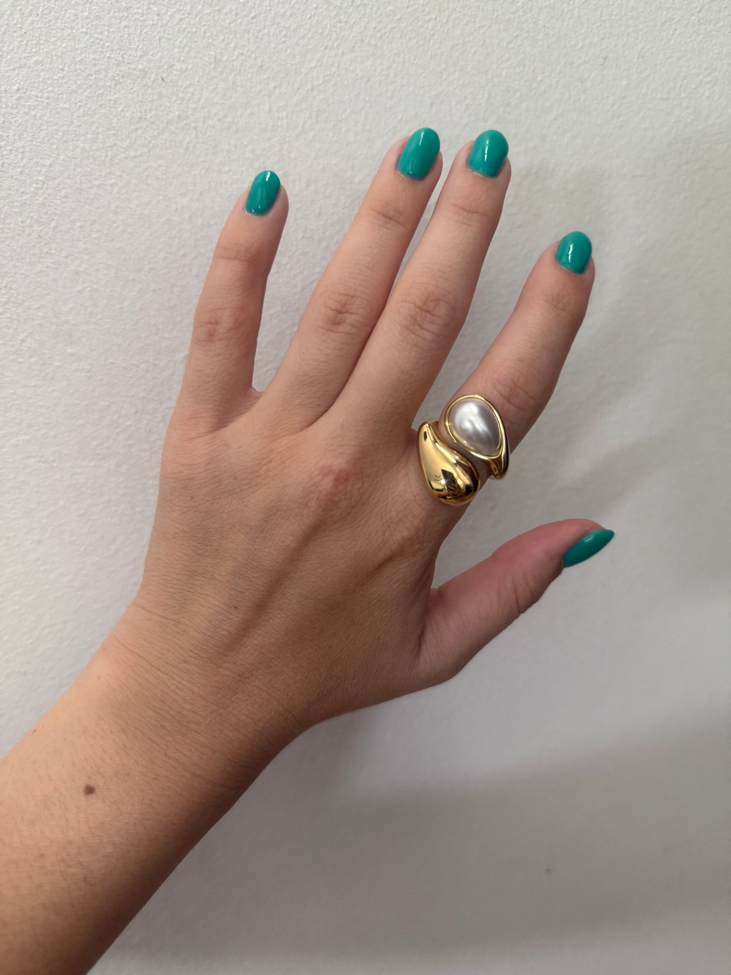 Pearl ring