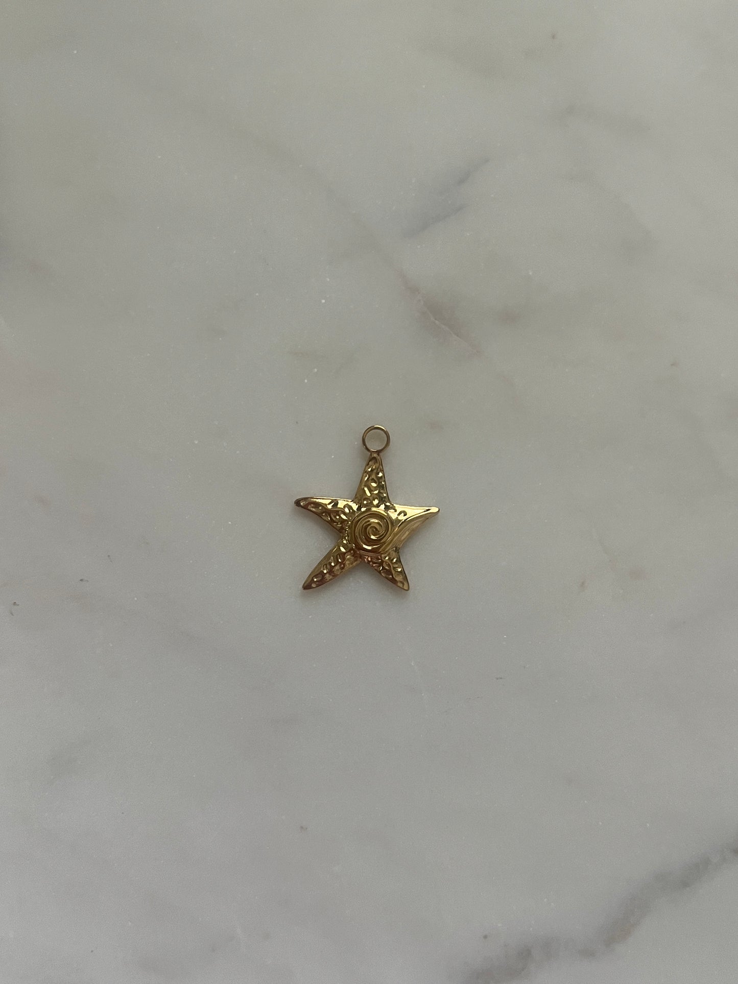 Estrella playera charm