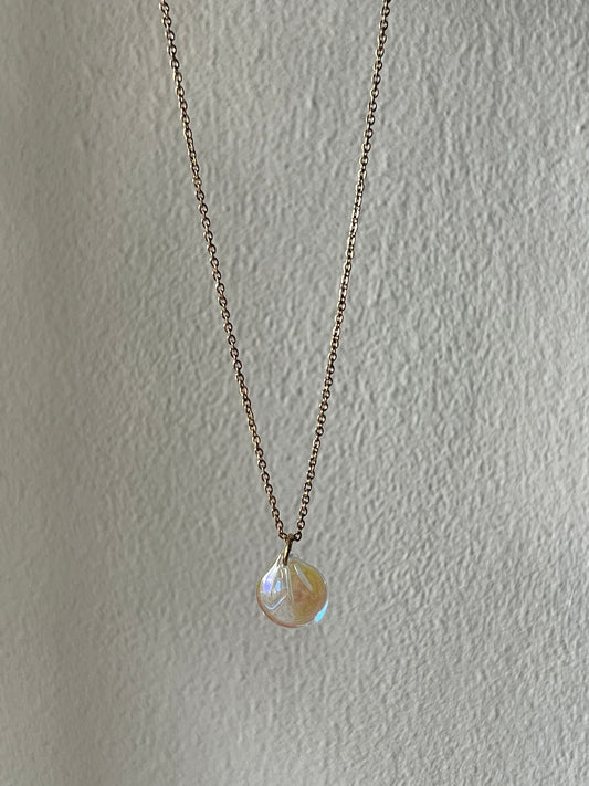 Tornasol shell necklace
