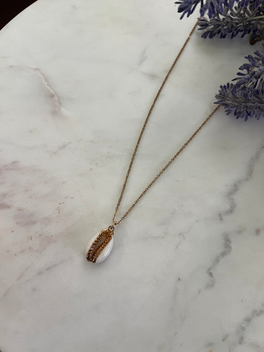 Caracol necklace