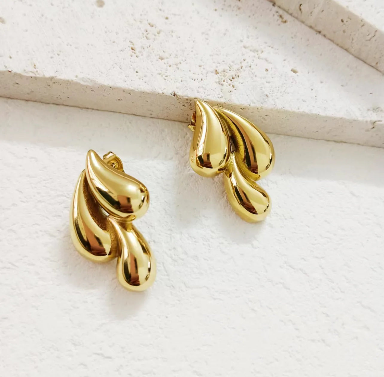 Water droplets earrings