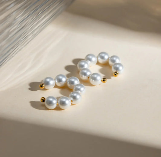 Pearly cuff