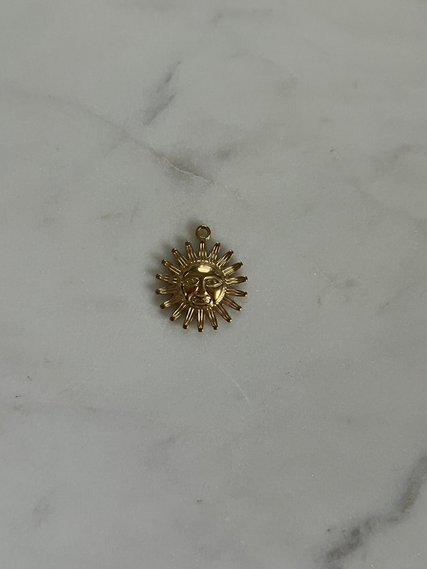 Solecito charm