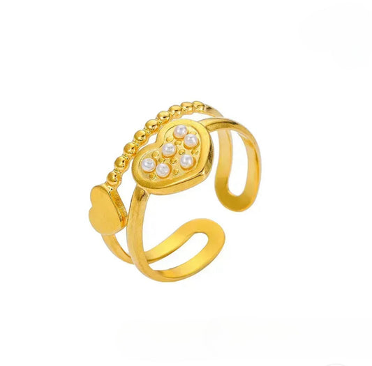 Heart pearl ring