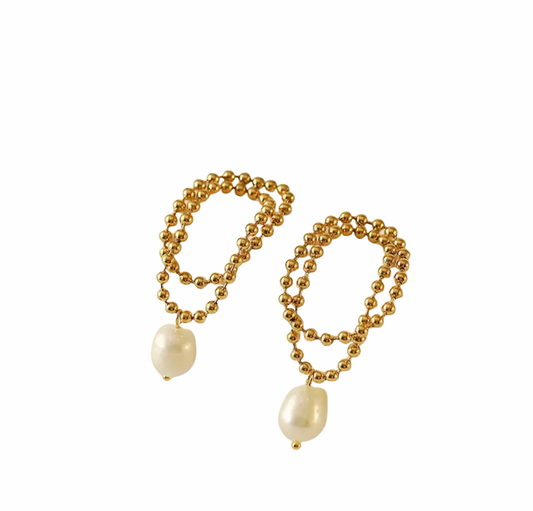 Geometric pearl earrings