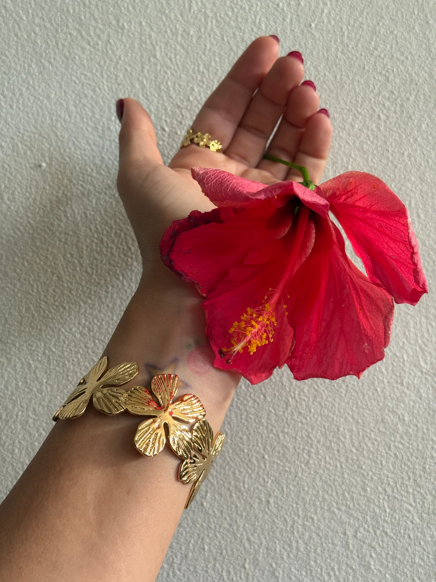Flor bangle