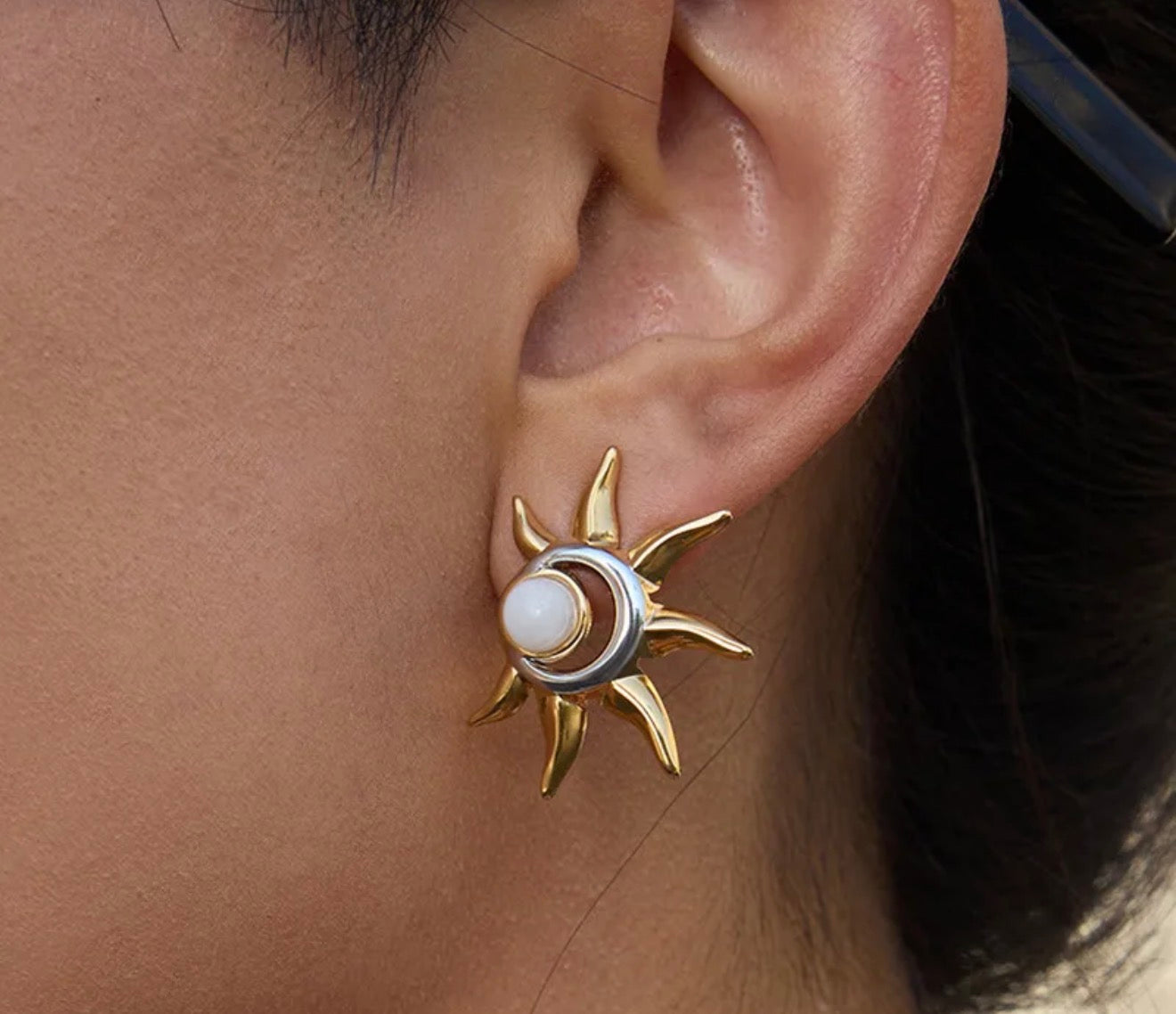 Sun moon studs