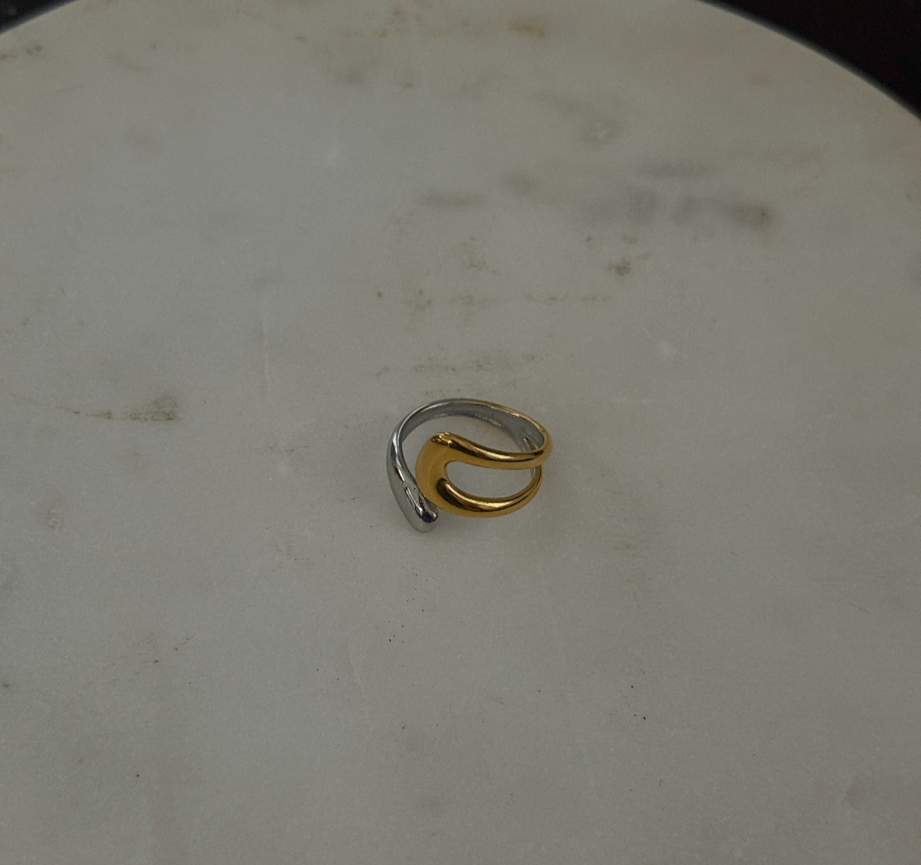 Atianna ring