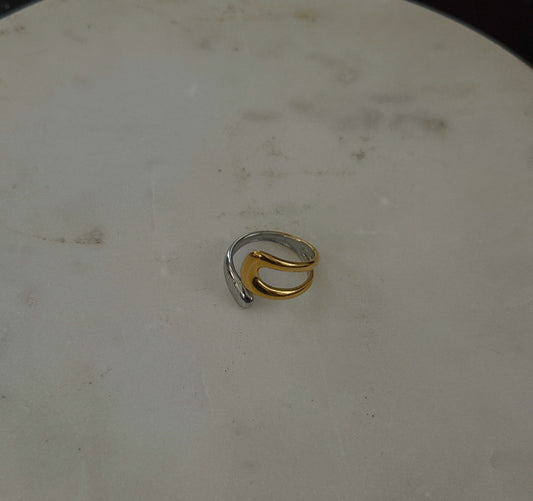 Atianna ring