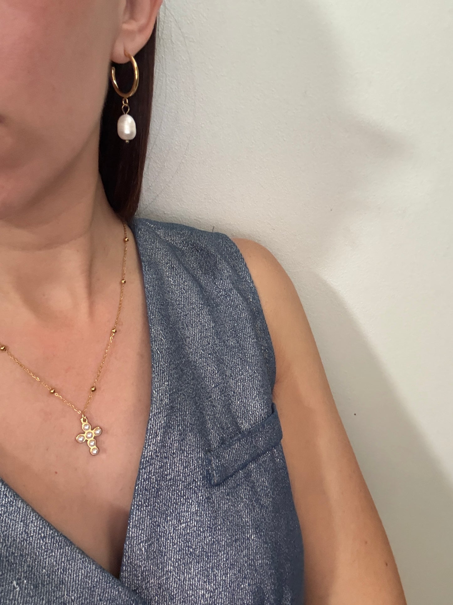 Pearl cross necklace