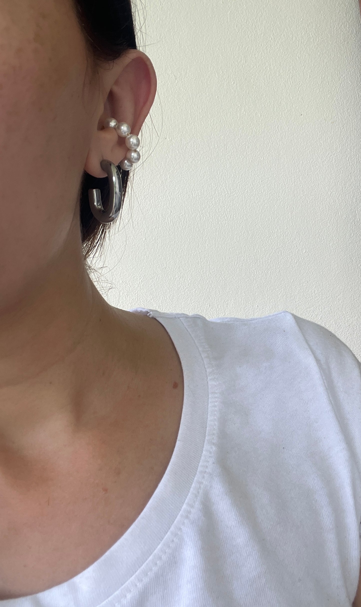 Pearly cuff