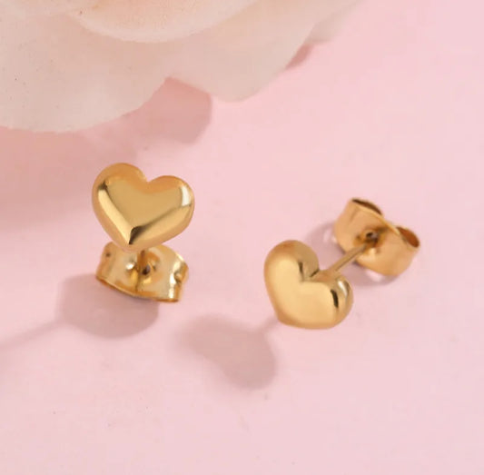Sweet heart studs