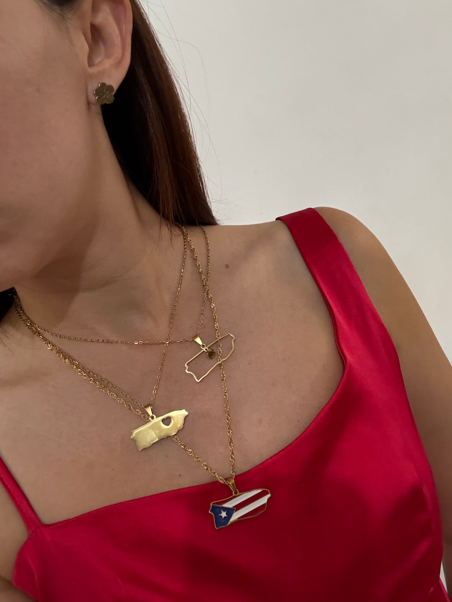 Amapola gold studs