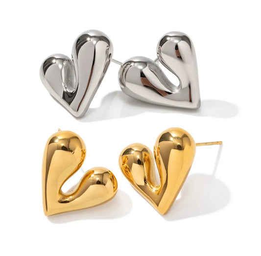 Bubble heart studs