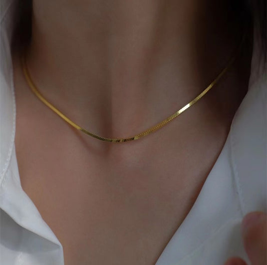Gold snake chain necklace
