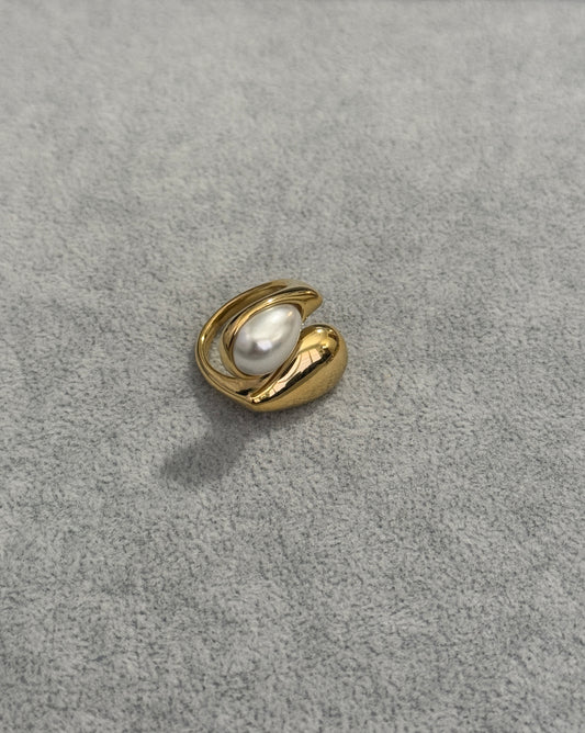 Pearl ring