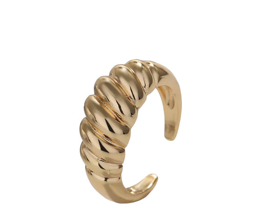 Croissant ring