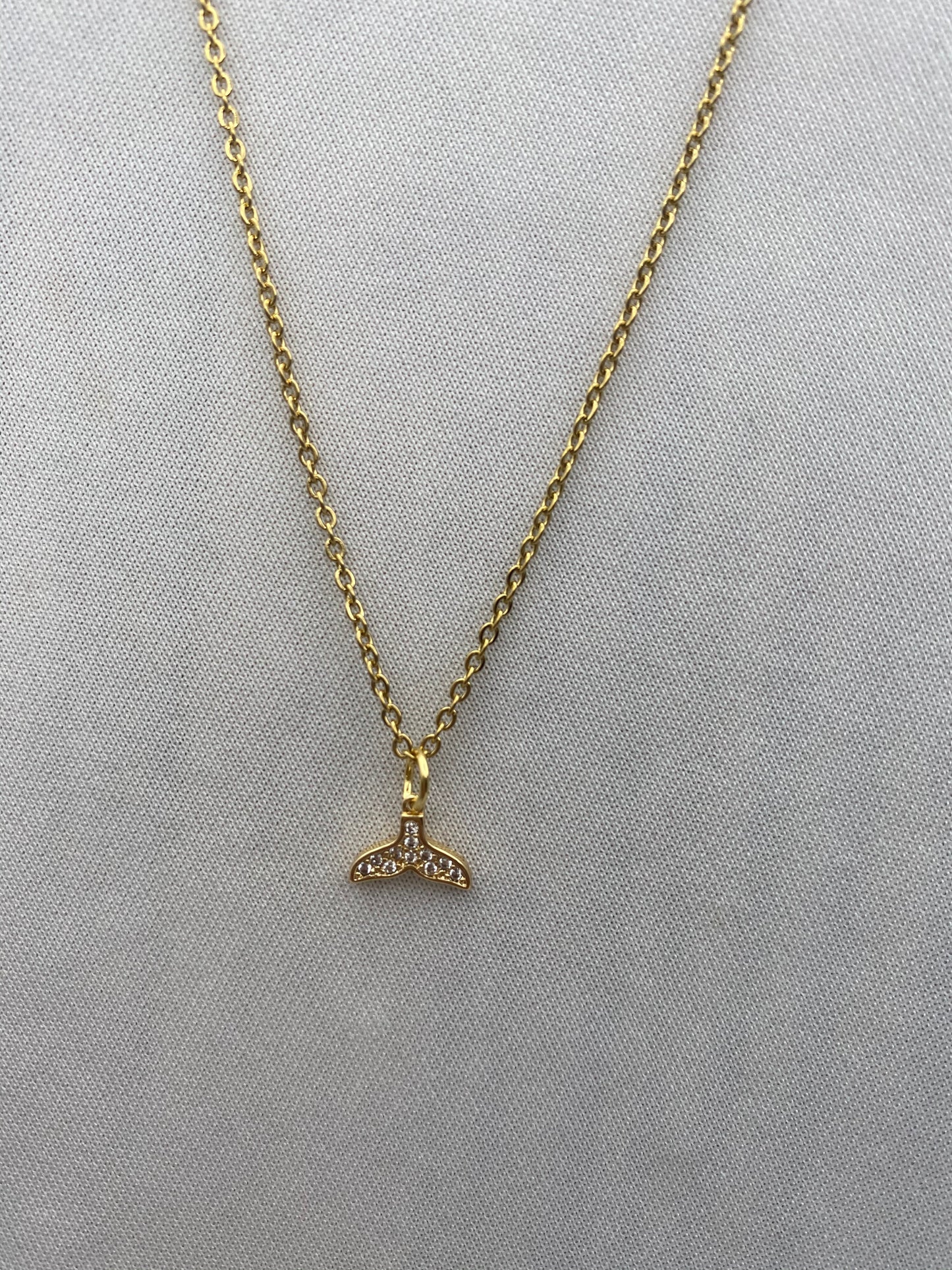 Delicates necklaces