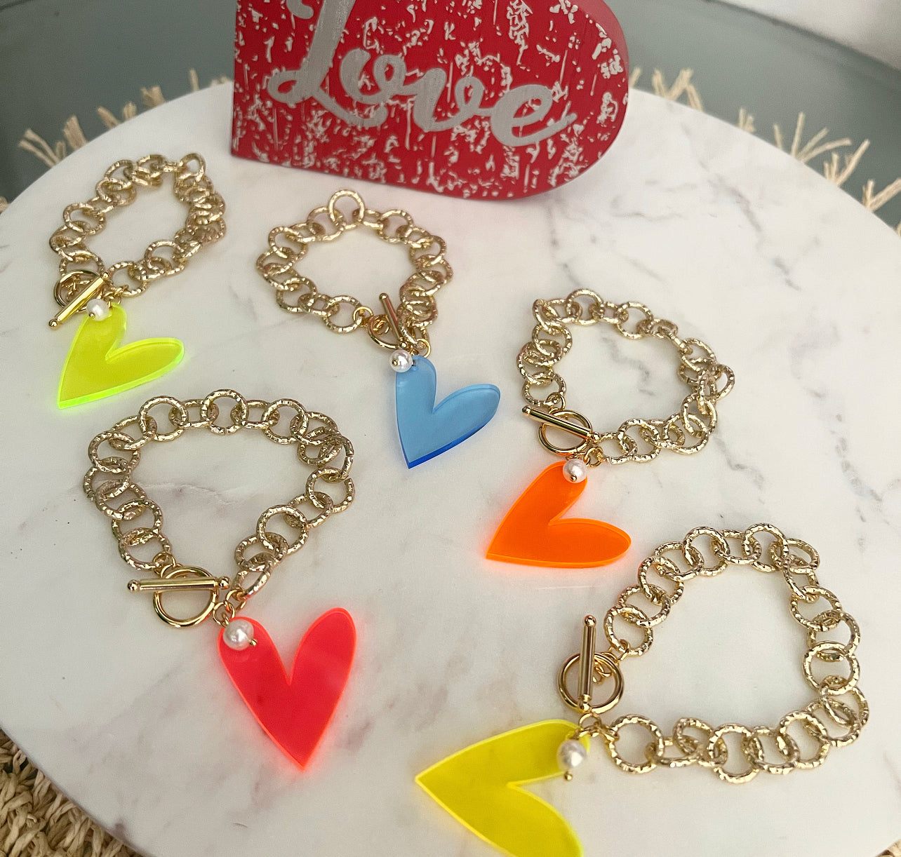 Neón heart bracelets