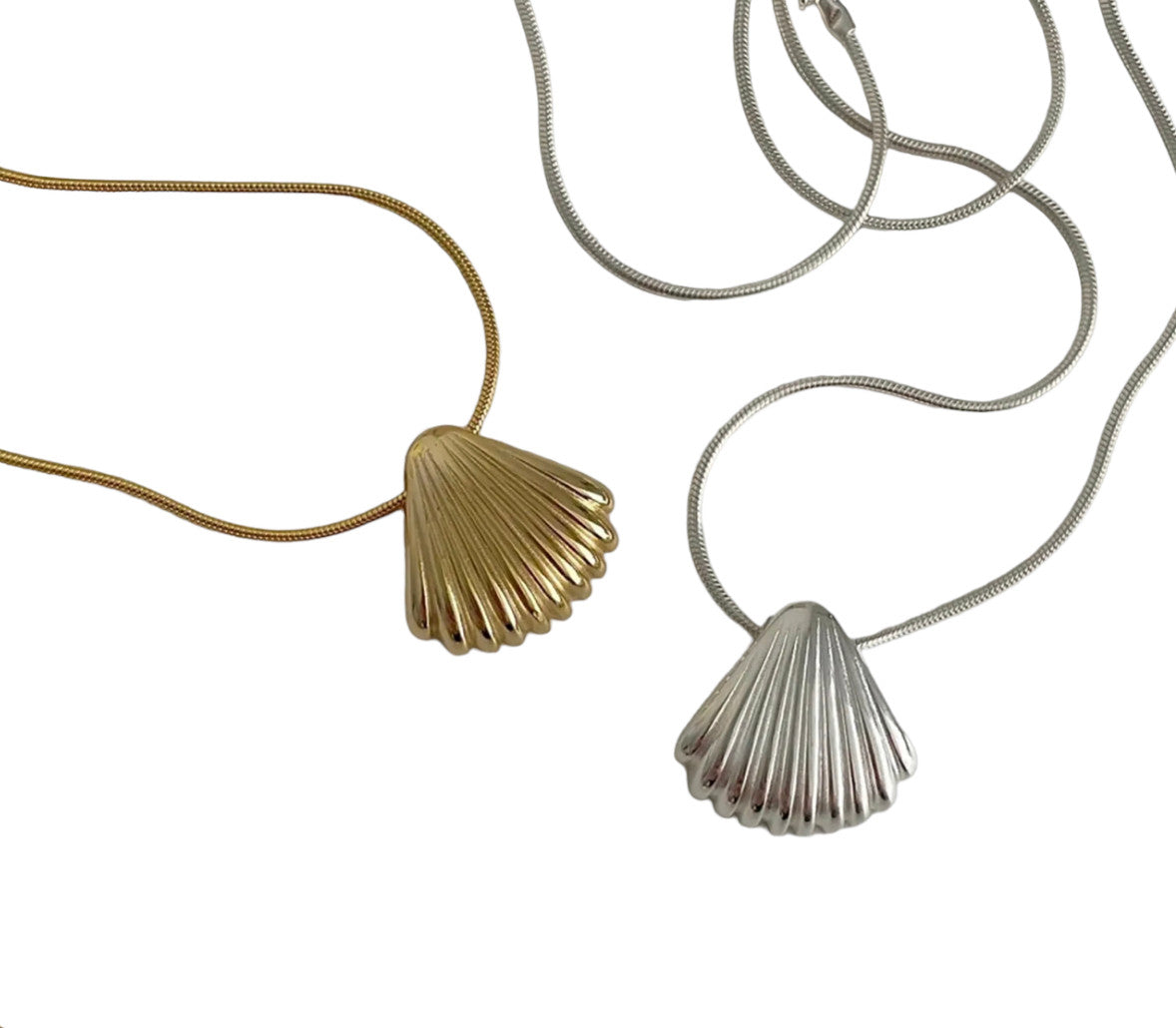 Shell necklace