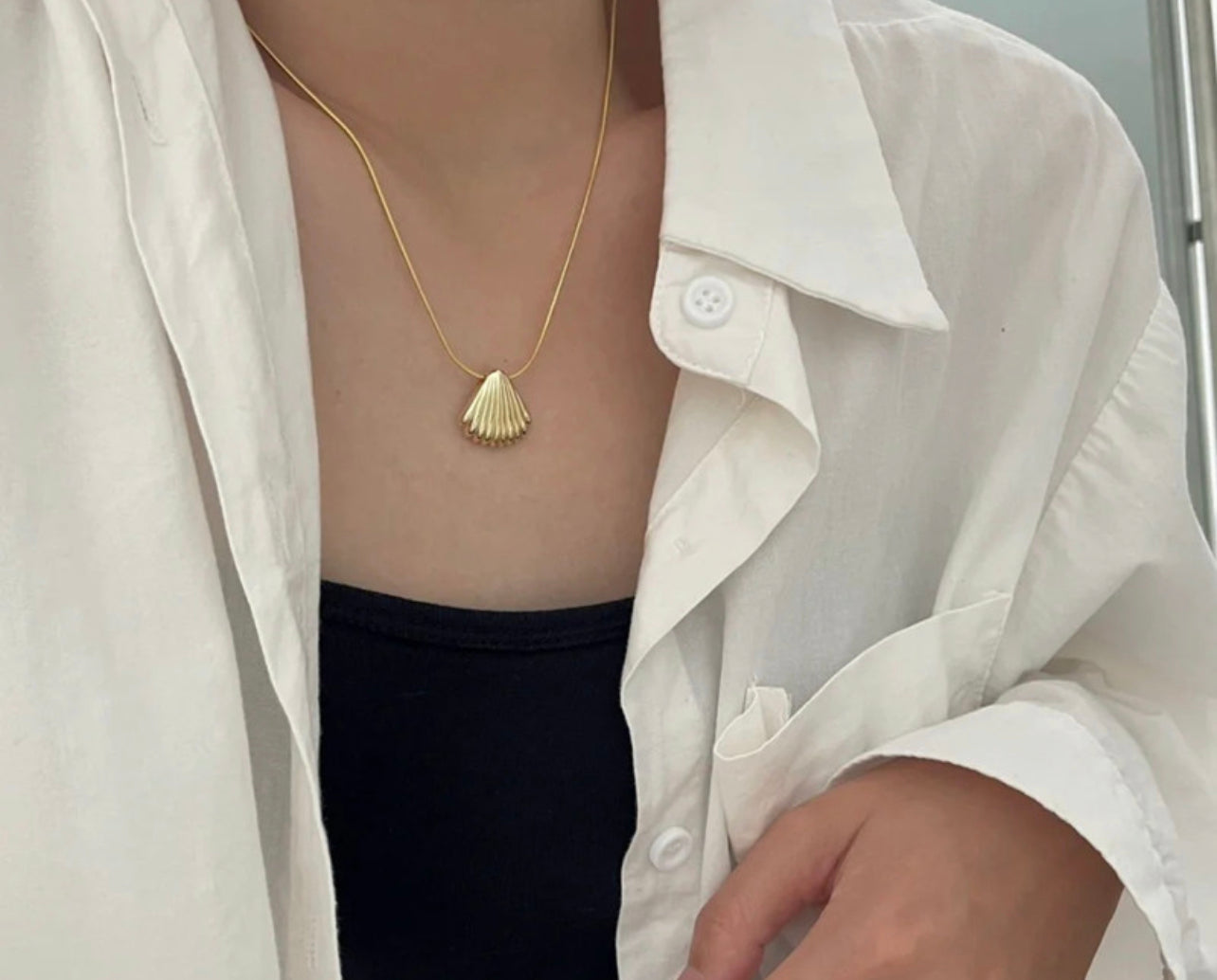 Shell necklace